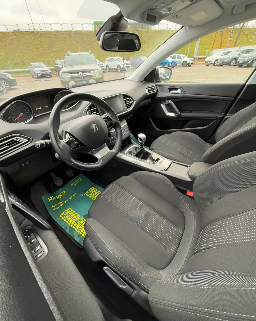 Peugeot 308 T9 , 2016 г., механика, бензин - фото 10