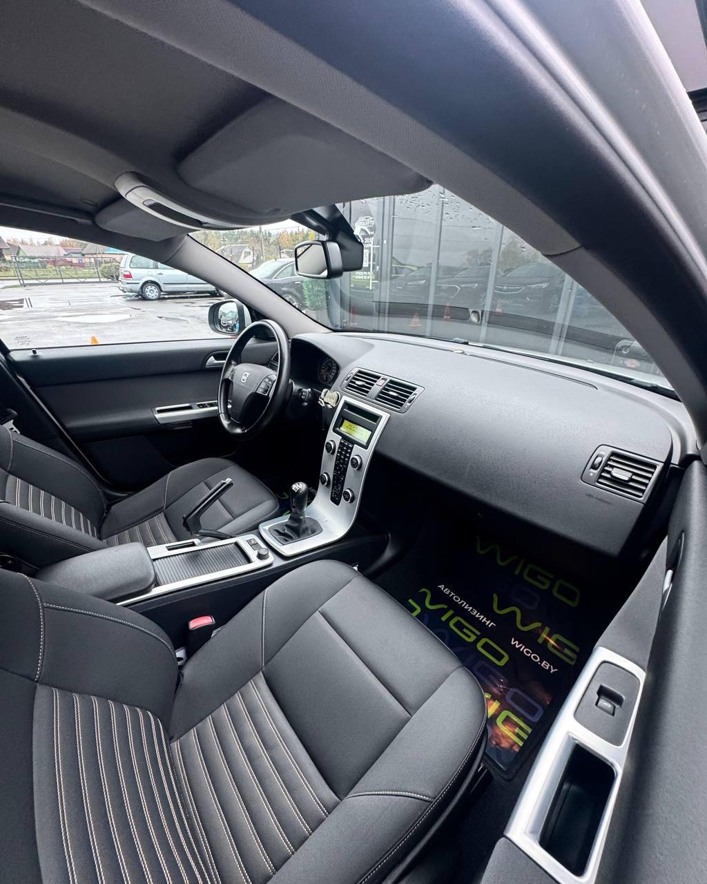 Volvo V50 I · 2-й рестайлинг , 2011 г., механика, дизель - фото 13