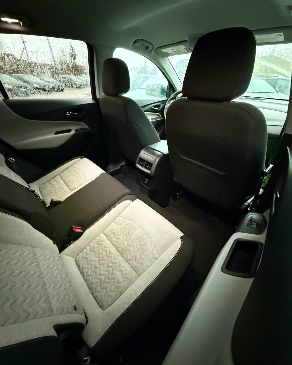 Chevrolet Equinox III · Рестайлинг , 2023 г., автомат, бензин - фото 13