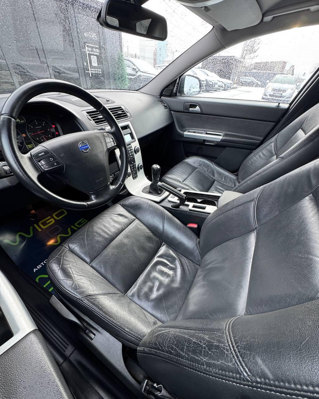 Volvo V50 I · 2-й рестайлинг , 2012 г., механика, дизель - фото 10