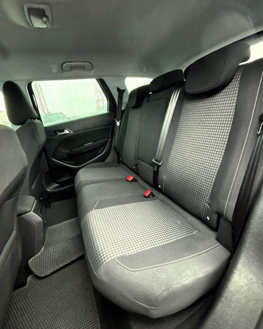 Peugeot 308 T9 · Рестайлинг , 2018 г., механика, дизель - фото 11