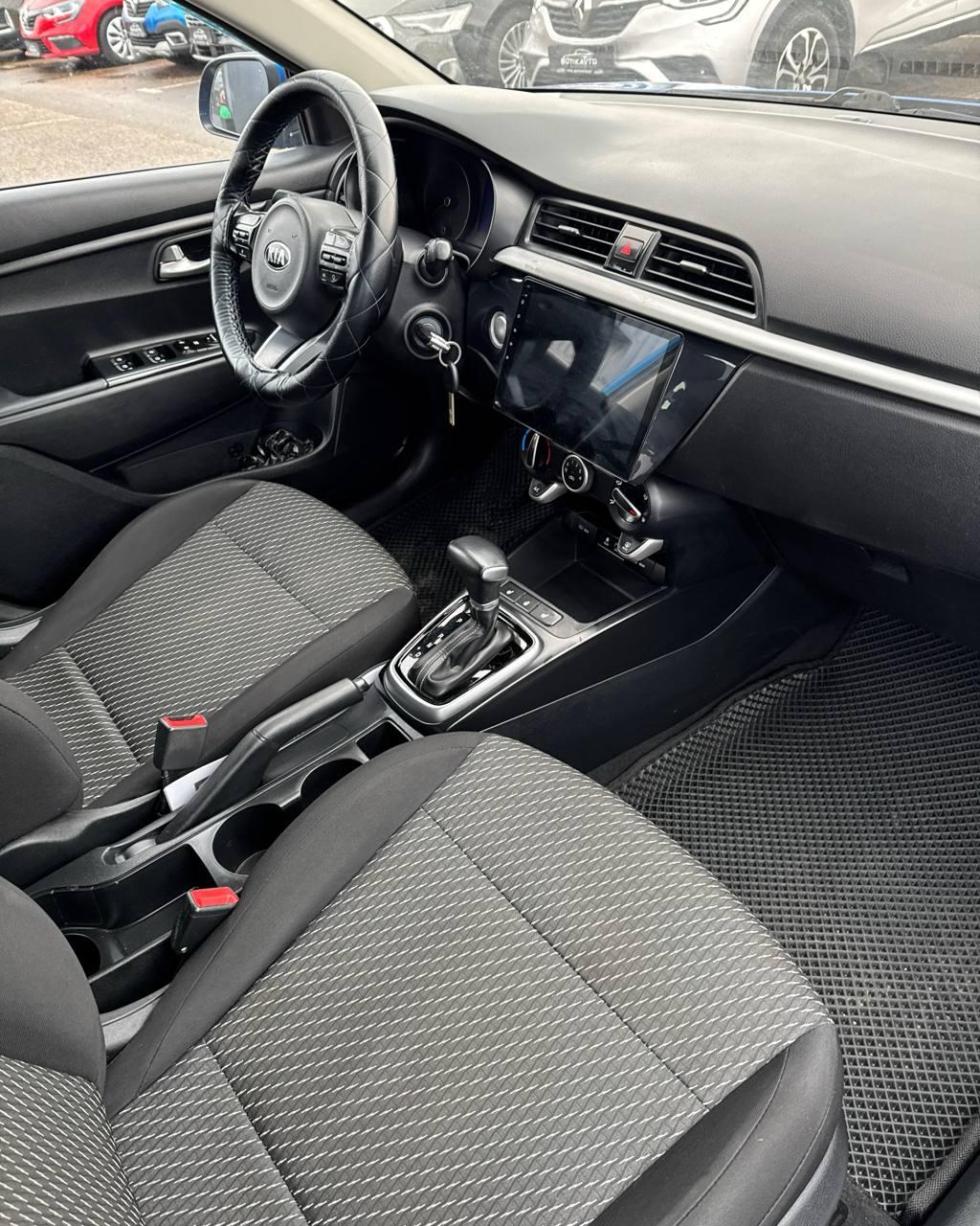 Kia Rio IV , 2017 г., автомат, бензин - фото 14