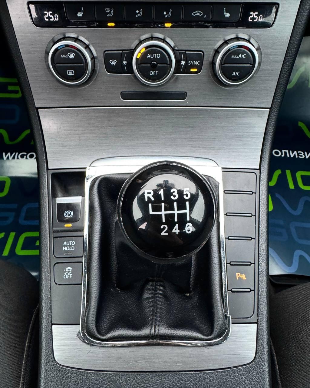 Volkswagen Passat B7 , 2012 г., механика, бензин - фото 17