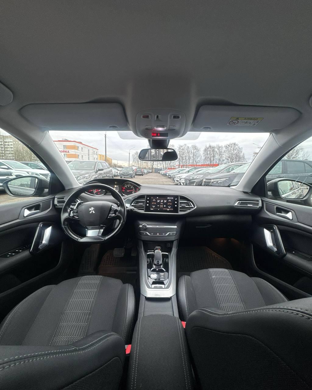 Peugeot 308 T9 · Рестайлинг , 2019 г., автомат, дизель - фото 9