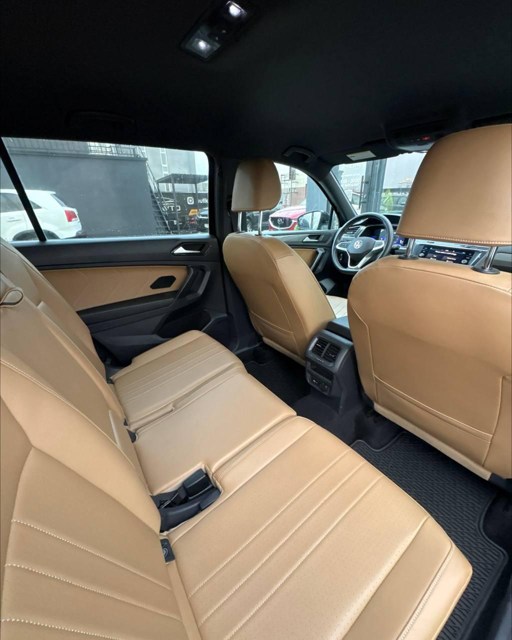 Volkswagen Tiguan II· Рестайлинг , 2022 г., автомат, бензин - фото 11