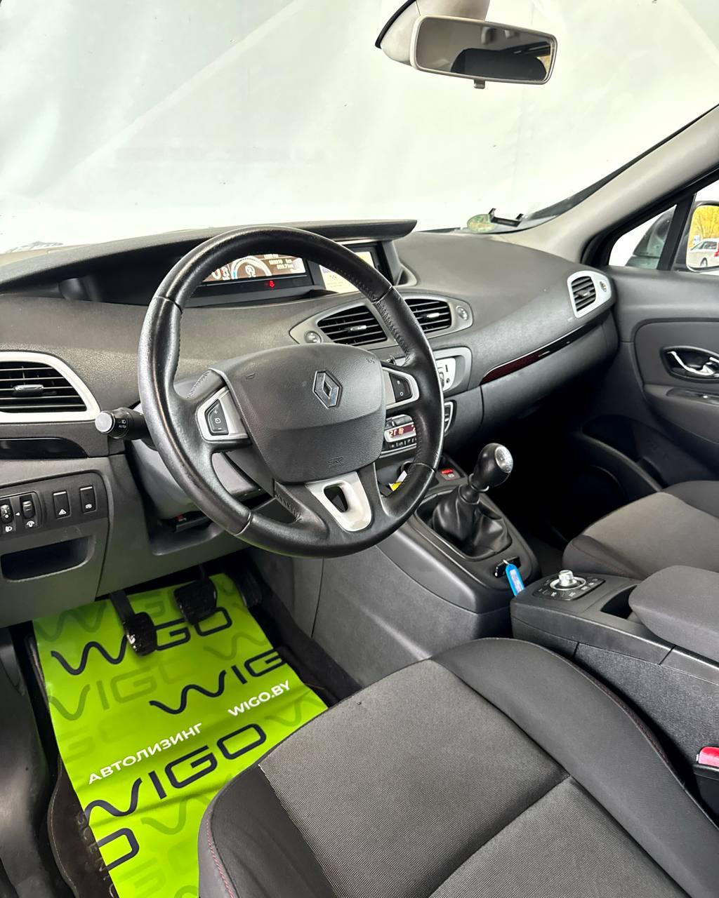 Renault Scenic III · 2-й рестайлинг , 2012 г., механика, дизель  - фото 10