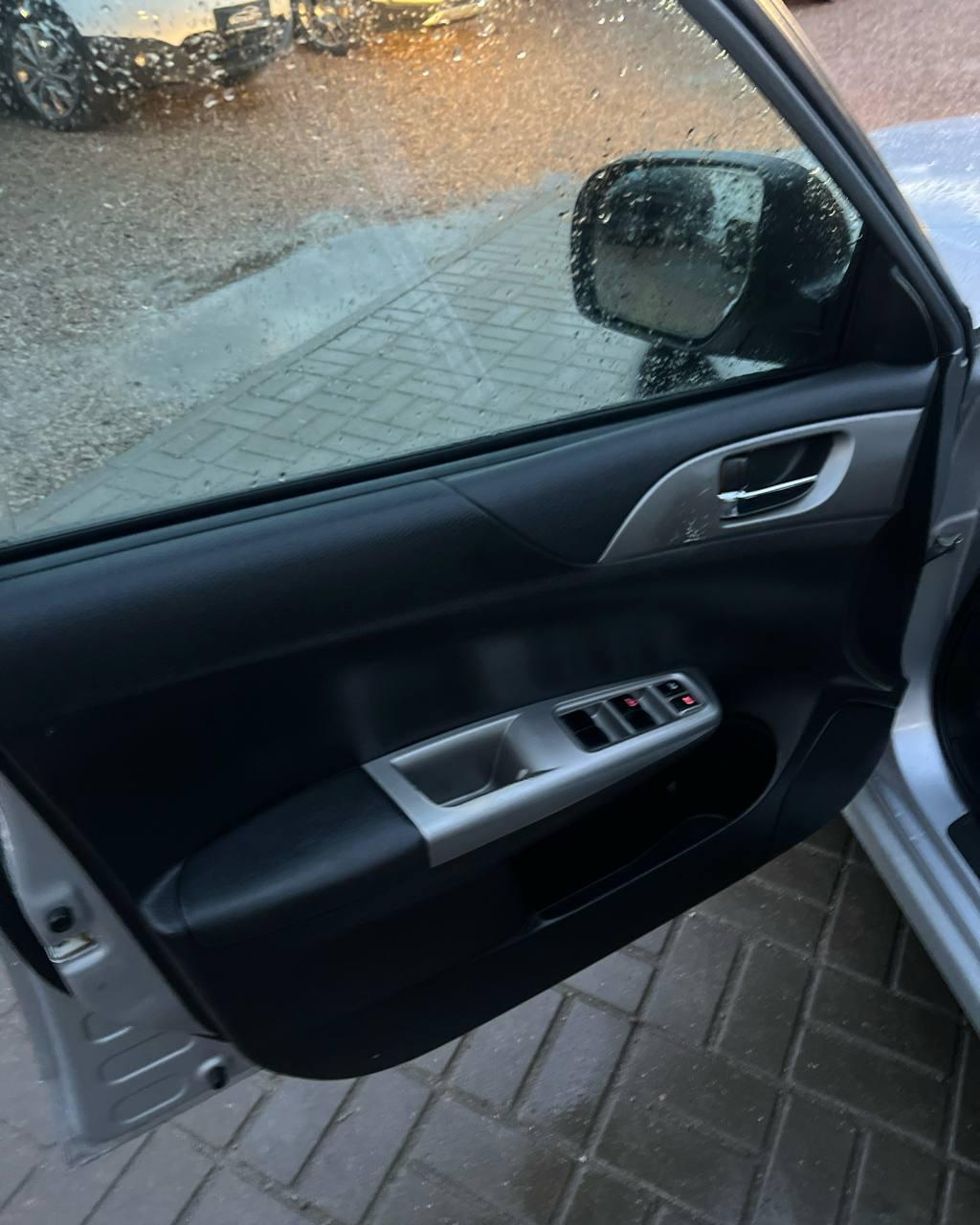 Subaru Impreza III , 2009 г., механика, бензин - фото 9