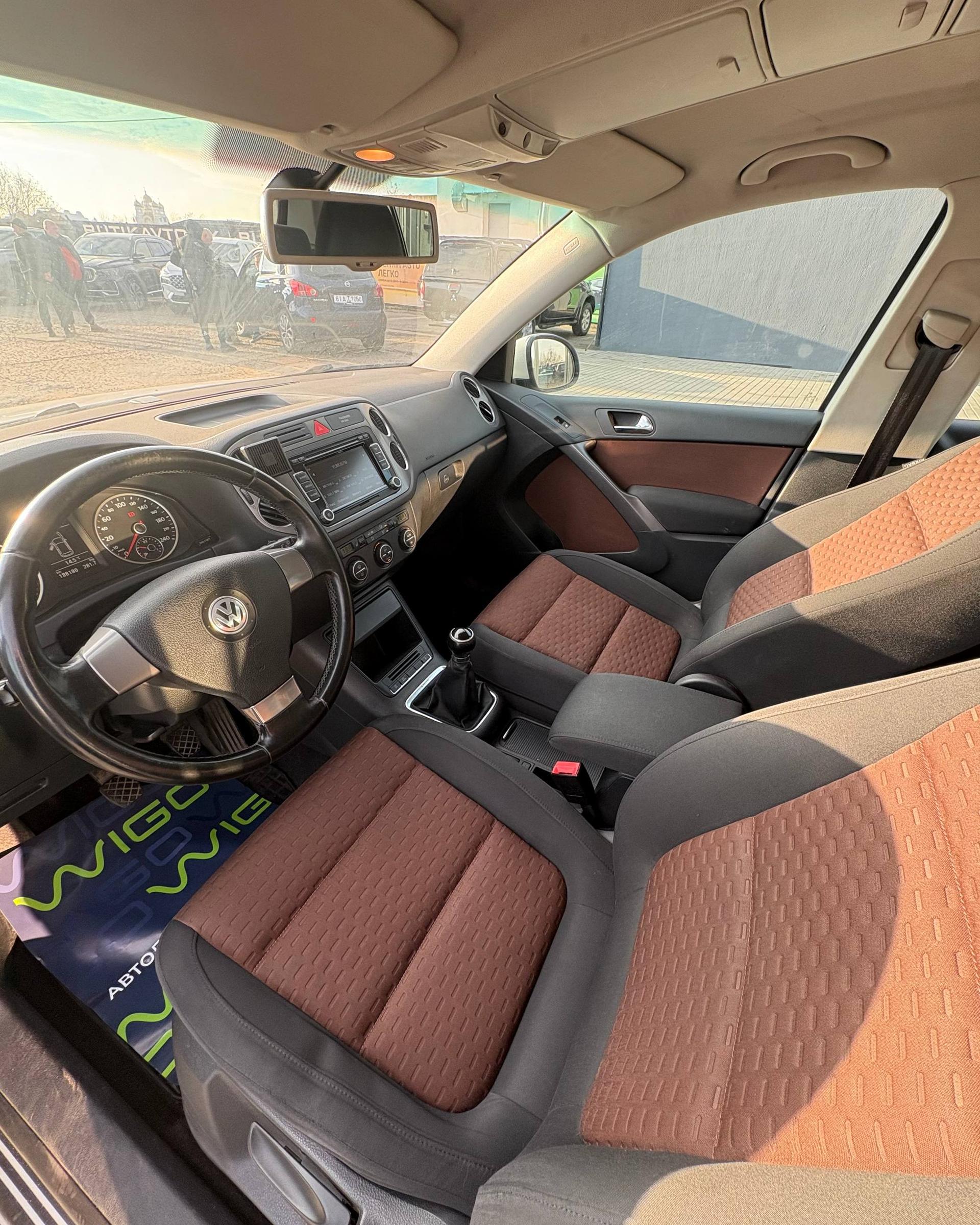 Volkswagen Tiguan I , 2009 г., механика, бензин - фото 8