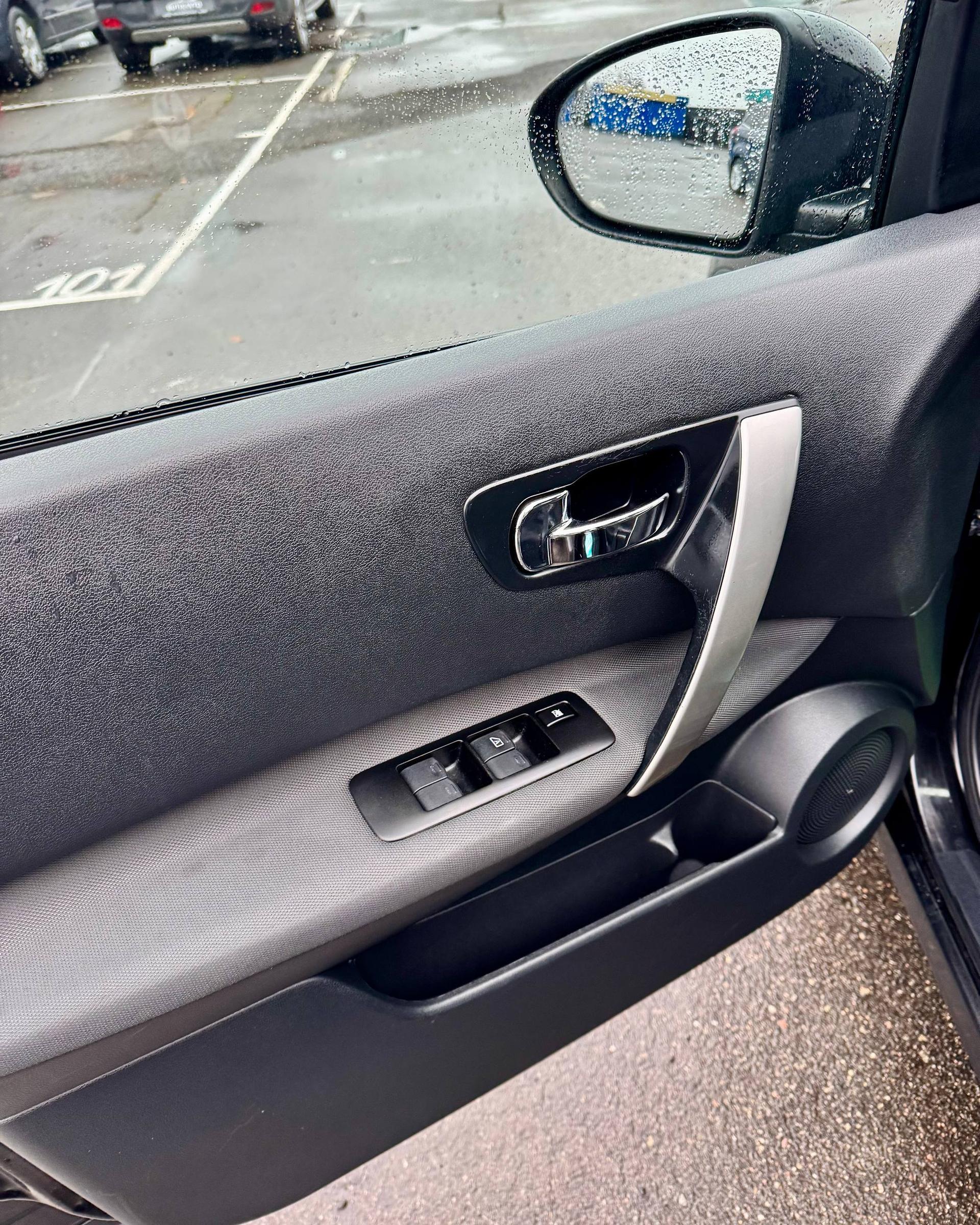 Nissan Qashqai+2 I , 2009 г., механика, дизель - фото 9