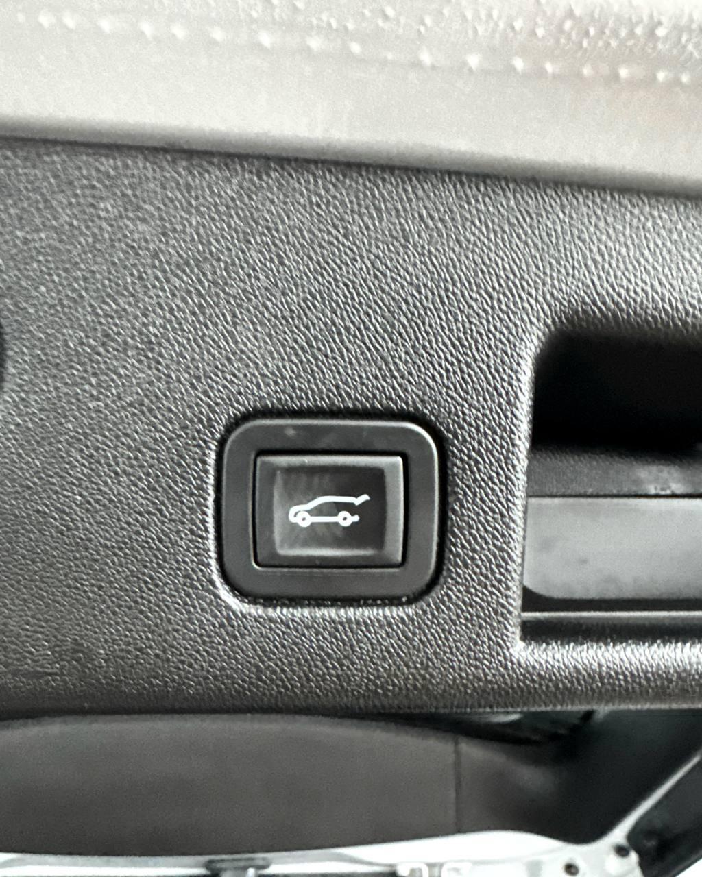 Chevrolet Equinox III , 2018 г., автомат, бензин - фото 17