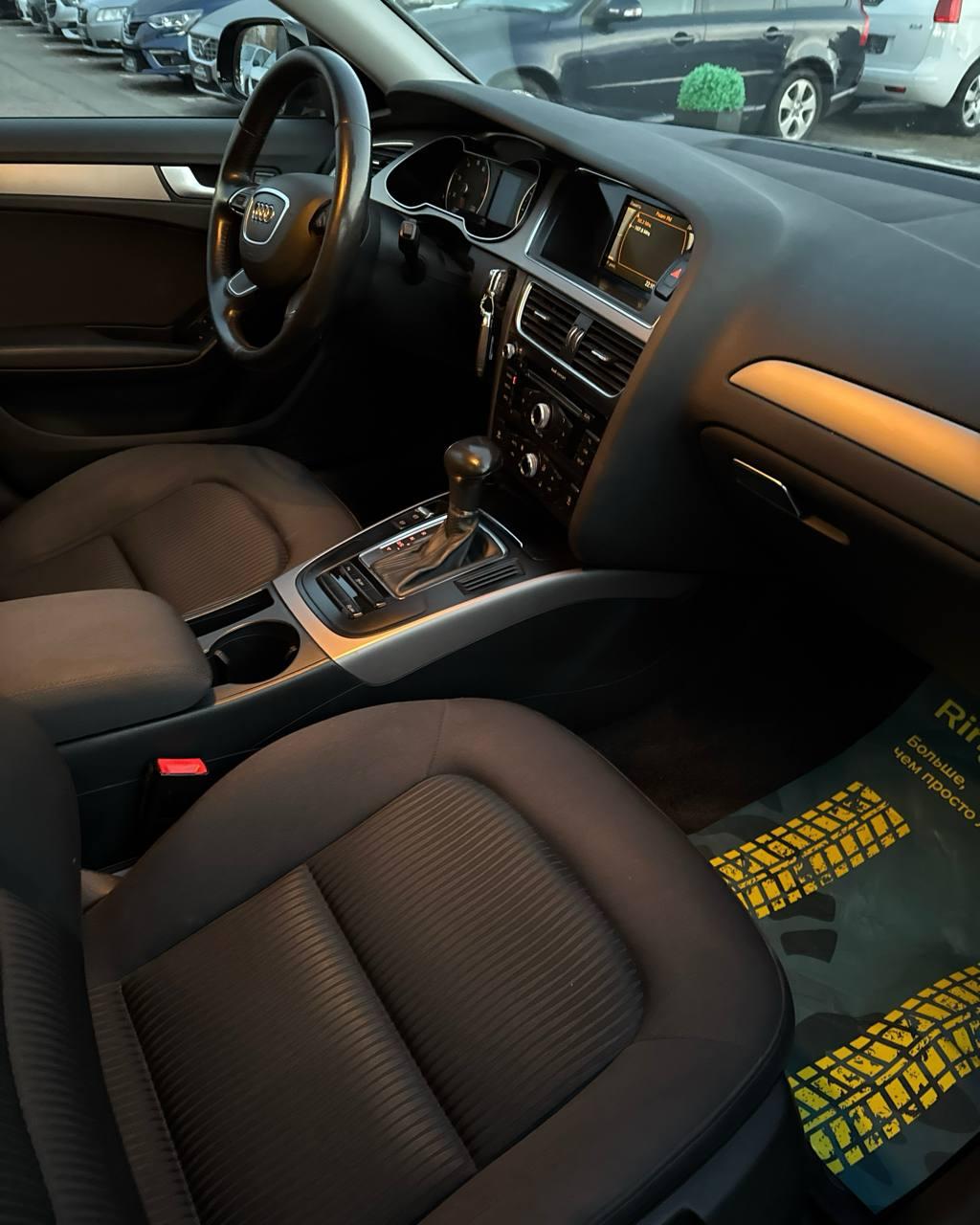 Audi A4 B8 · Рестайлинг , 2014 г., вариатор, бензин - фото 12