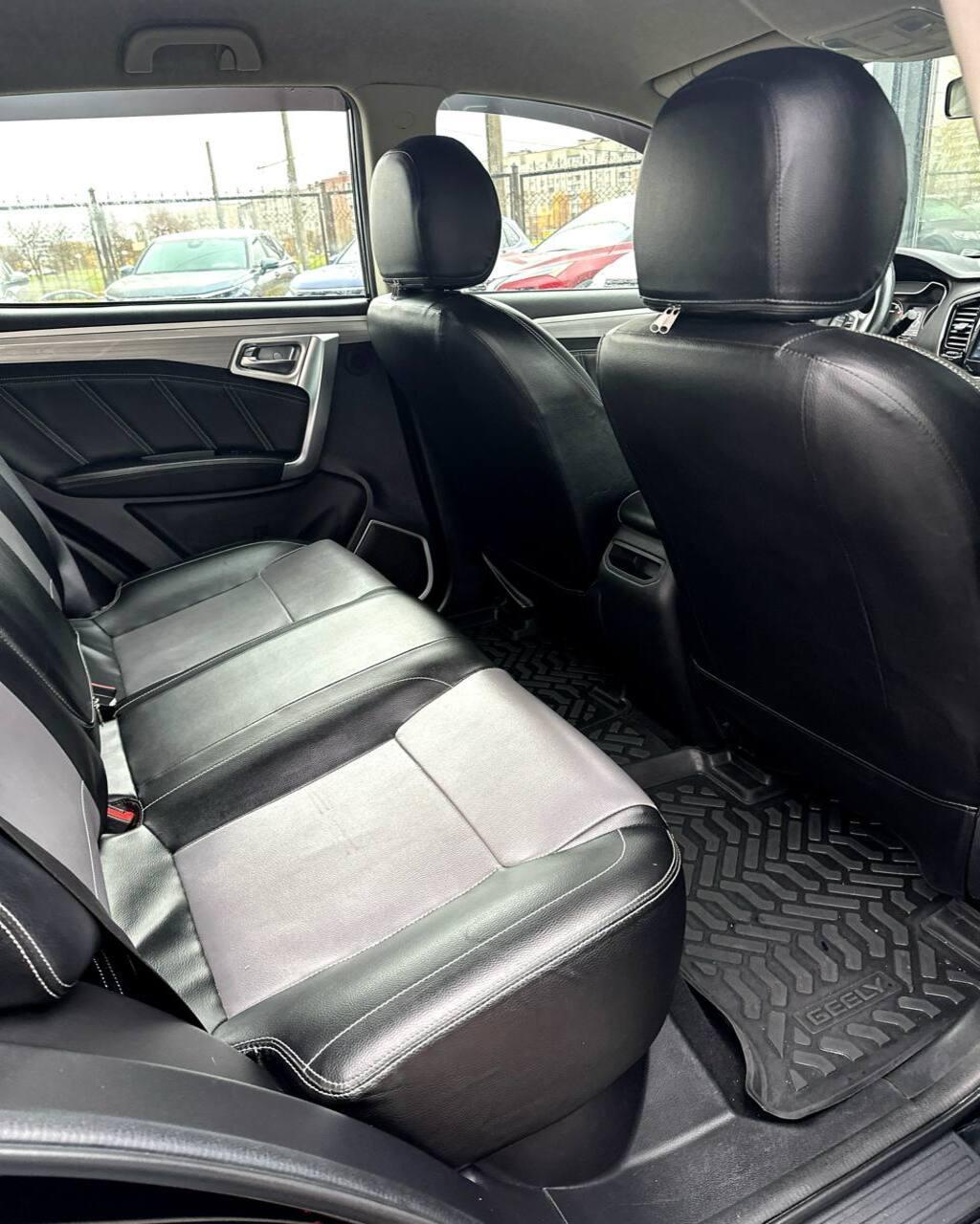 Geely Emgrand X7 I · 2-й рестайлинг , 2019 г., механика, бензин - фото 12