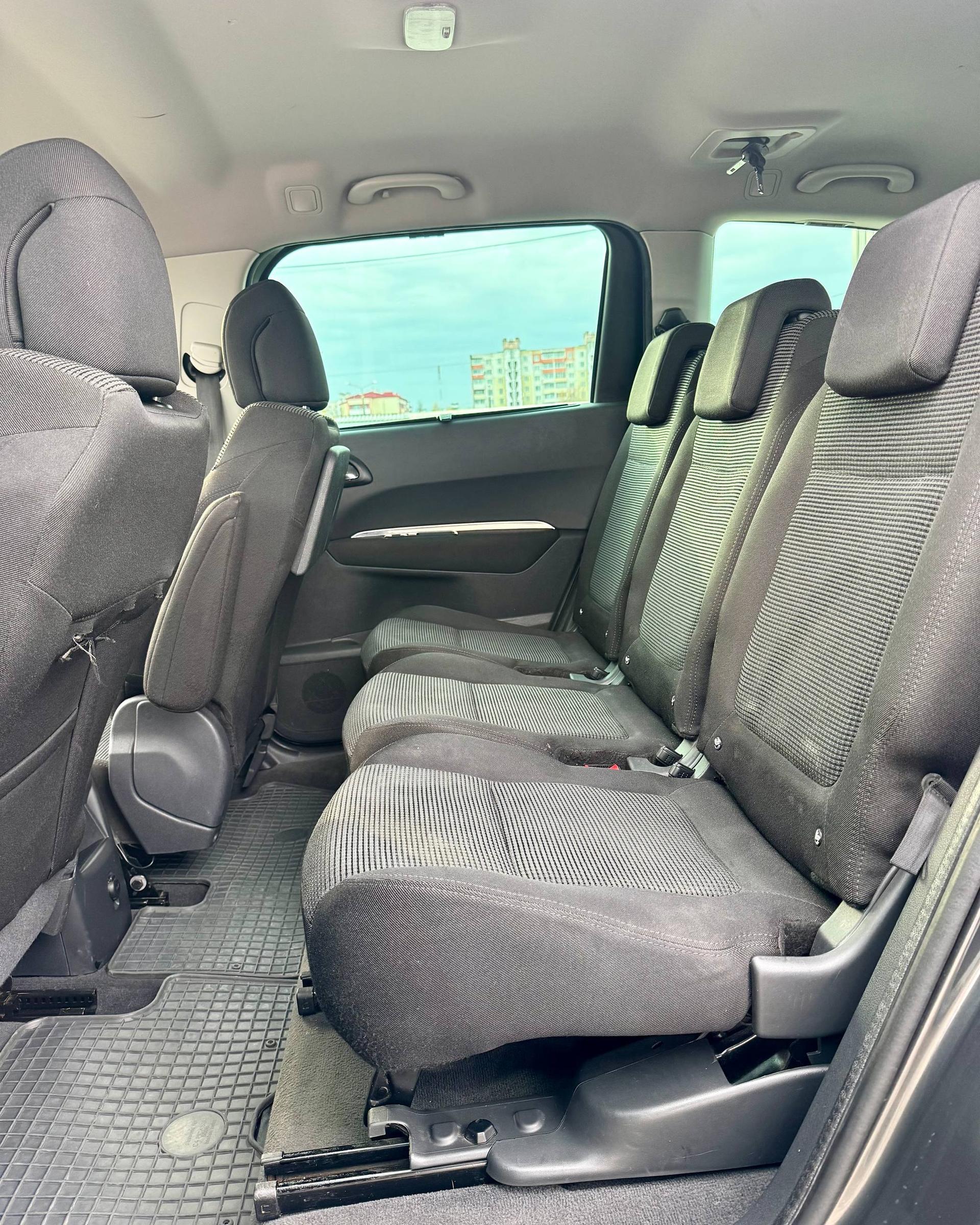 Peugeot 5008 I , 2010 г., механика, дизель - фото 13