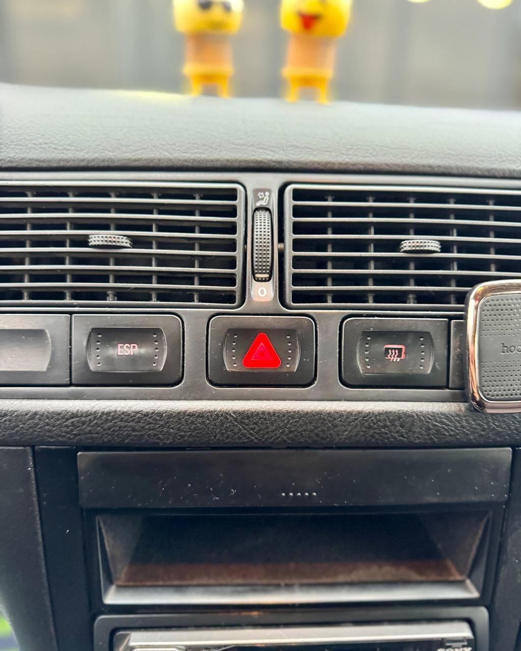 Volkswagen Golf IV , 2002 г., механика, дизель - фото 17