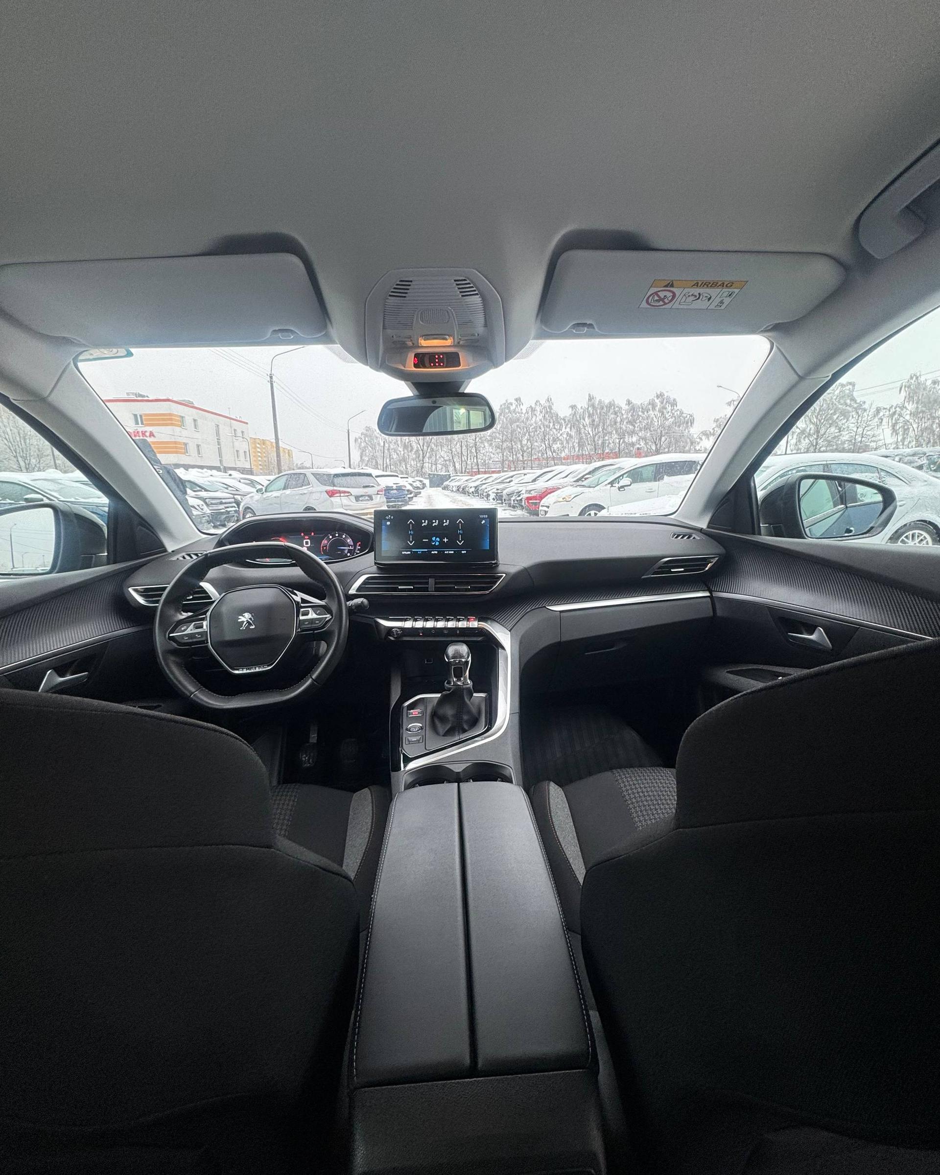 Peugeot 5008 II · Рестайлинг , 2022 г., механика, бензин - фото 9