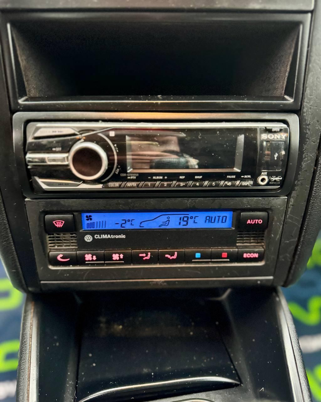 Volkswagen Golf IV , 2002 г., механика, дизель - фото 16