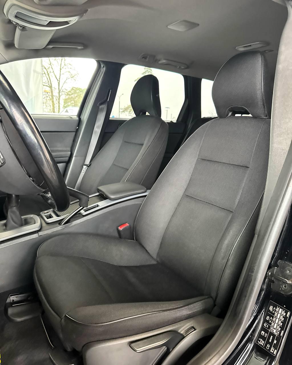 Volvo V50 I · 2-й рестайлинг , 2010 г., механика, дизель - фото 10