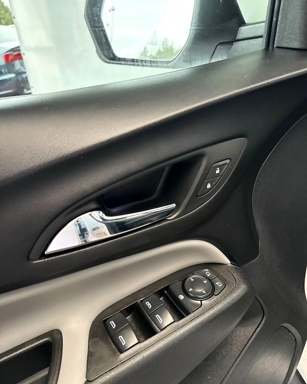 Chevrolet Equinox III · Рестайлинг , 2021 г., автомат, бензин - фото 11