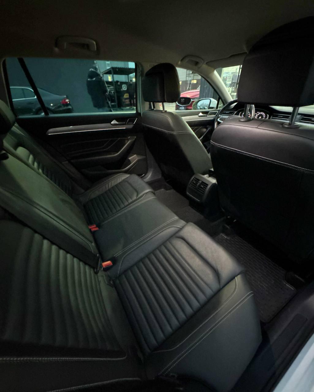 Volkswagen Passat B8 · Рестайлинг , 2021 г., механика, бензин - фото 11