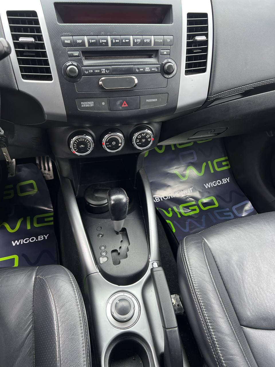 Mitsubishi Outlander XL · Рестайлинг , 2010 г., вариатор, бензин - фото 11