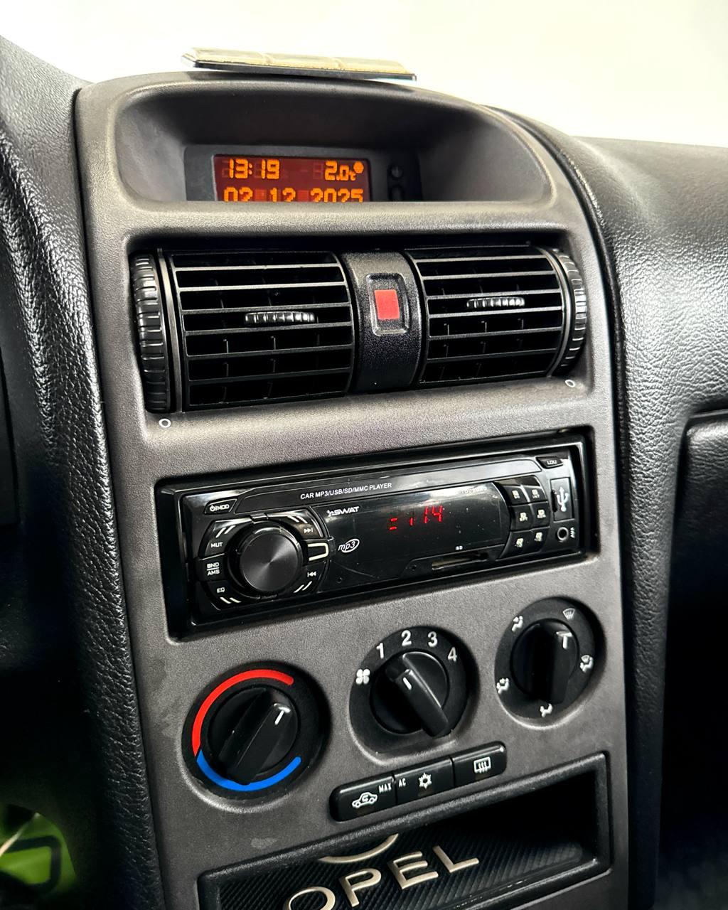 Opel Astra G , 2002 г., механика, бензин - фото 12