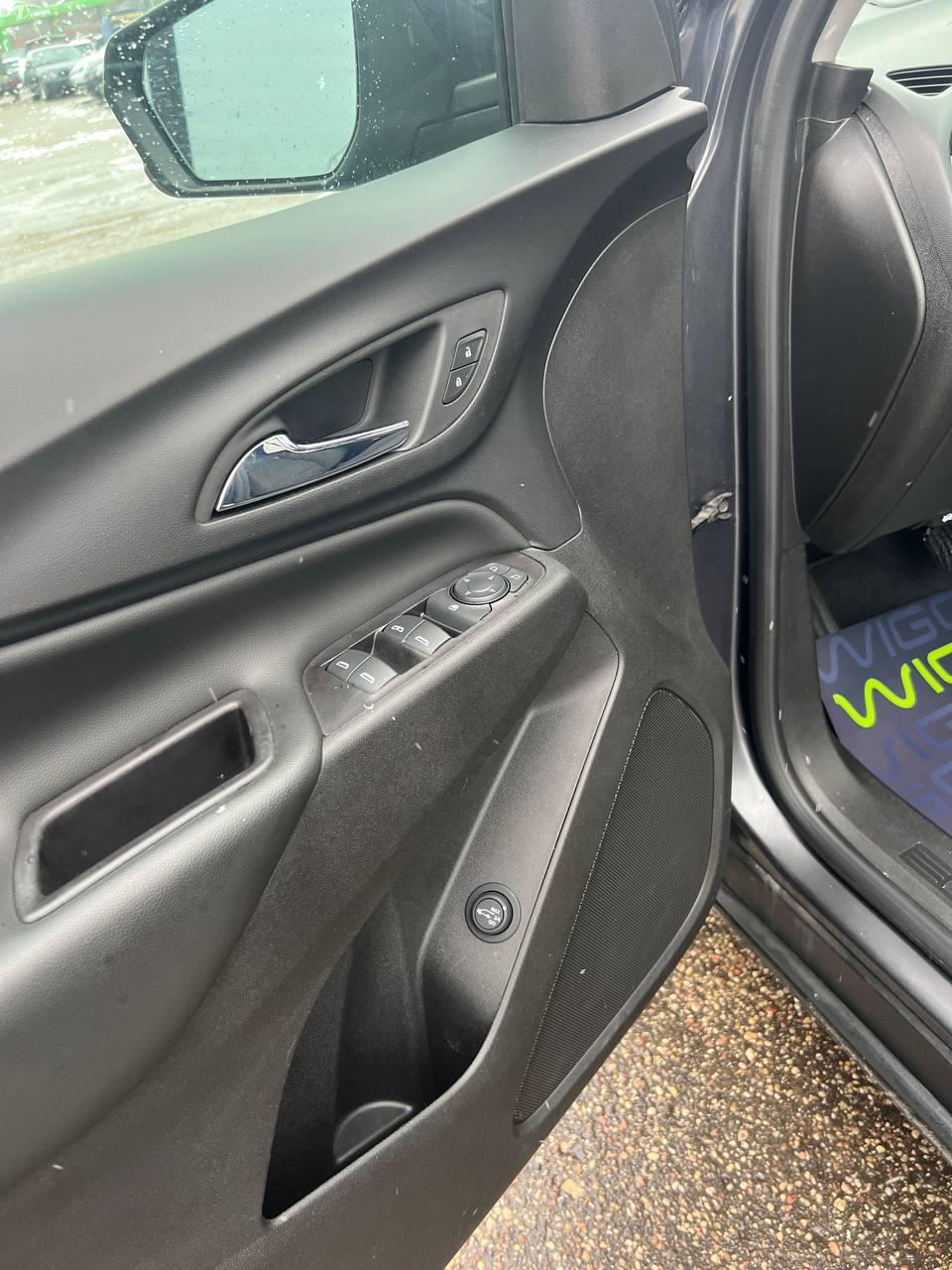 Chevrolet Equinox III · Рестайлинг , 2022 г., автомат, бензин - фото 10