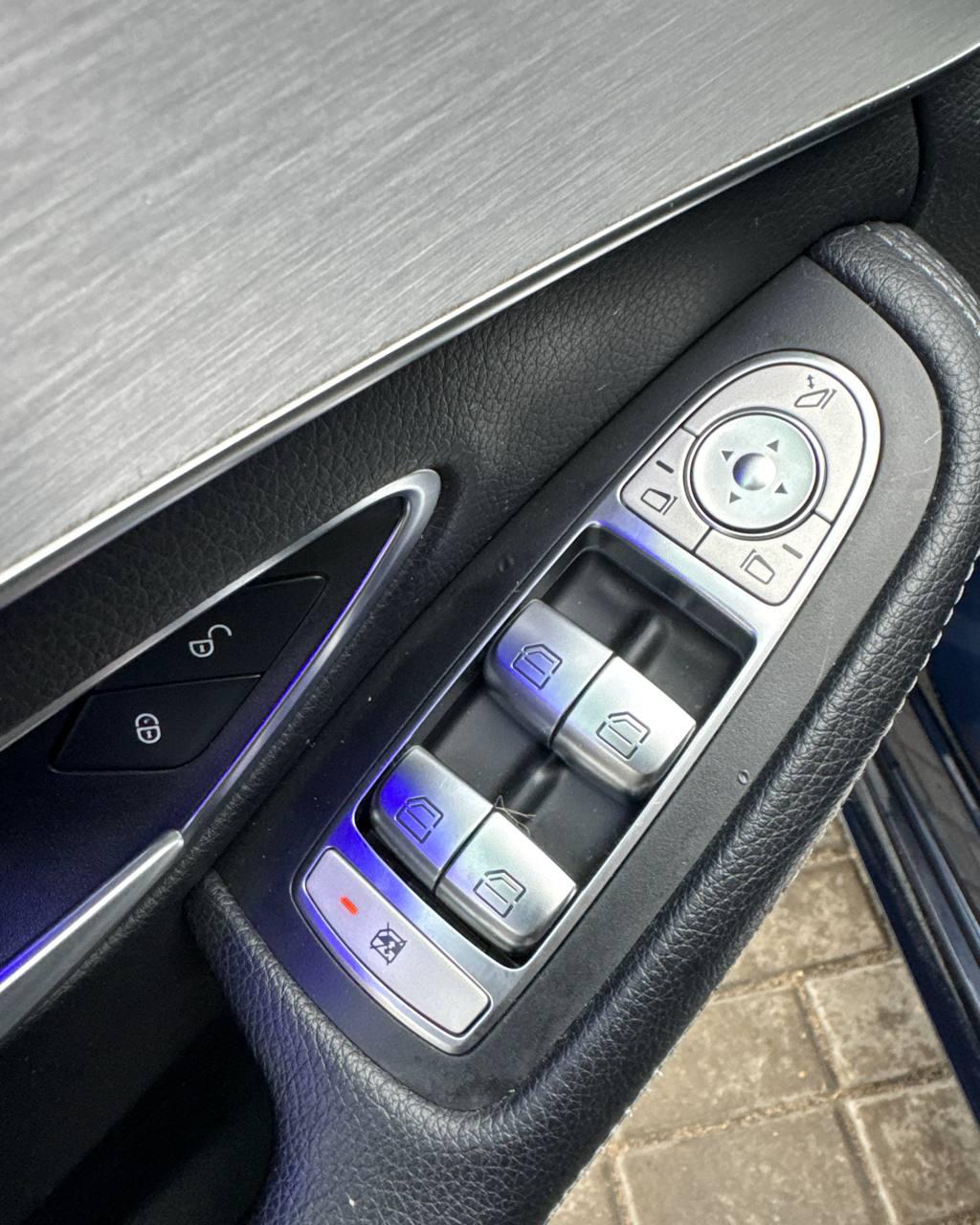 Mercedes-Benz C-Класс W205 S205 C205 A205 · Рестайлинг , 2019 г., автомат, бензин - фото 18