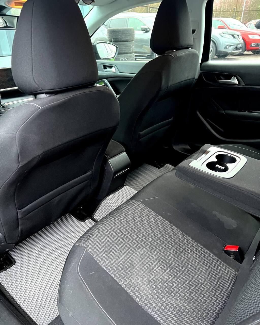 Peugeot 308 T9 · Рестайлинг , 2018 г., автомат, дизель - фото 13