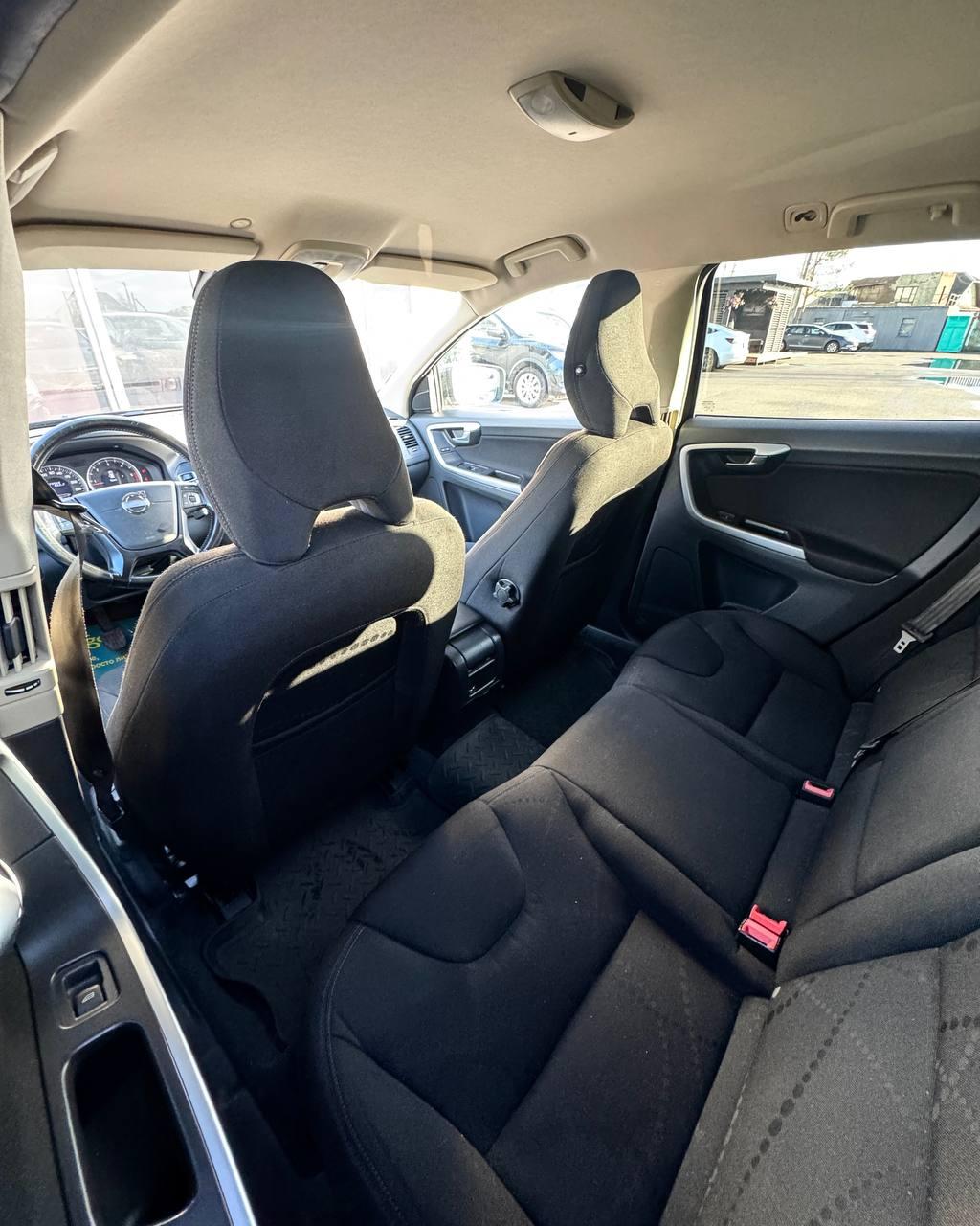 Volvo XC60 I , 2011 г., механика, дизель - фото 11