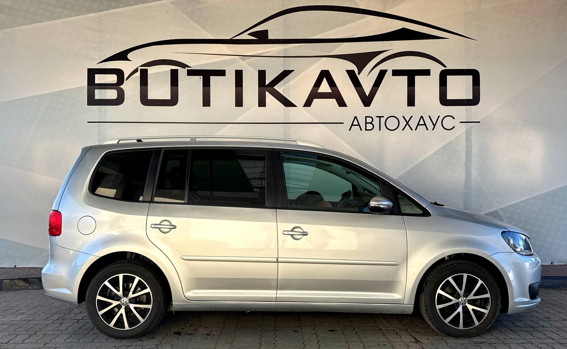 Volkswagen Touran I · 2-й рестайлинг , 2011 г., механика, дизель - фото 8