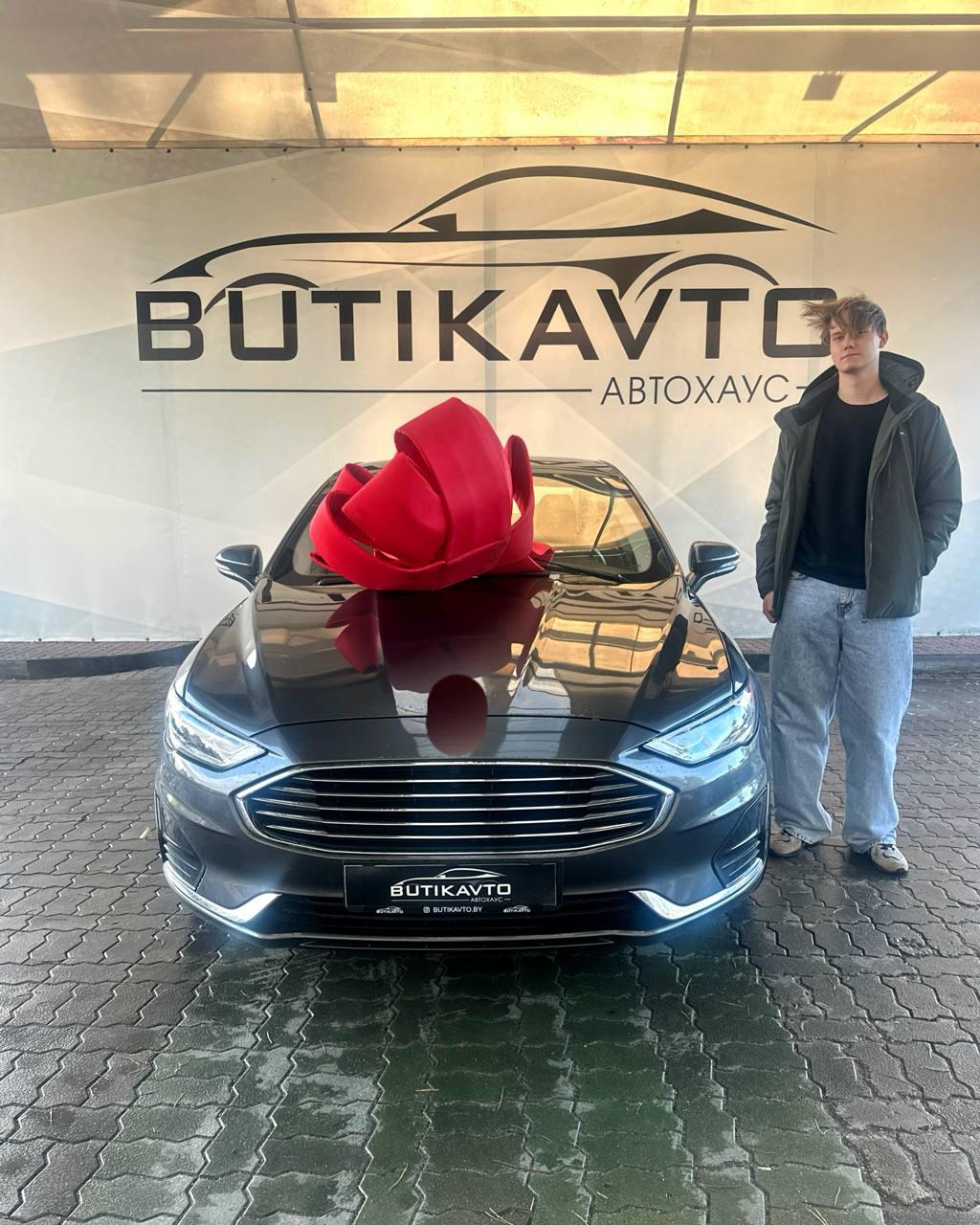 Ford Fusion USA II · 2-й рестайлинг , 2020 г., автомат, бензин