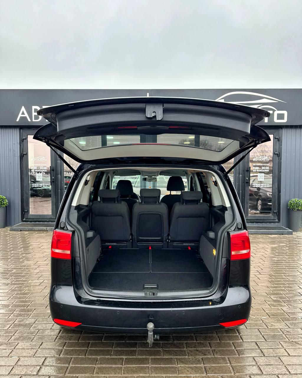 Volkswagen Touran I · 2-й рестайлинг , 2011 г., механика, дизель - фото 12