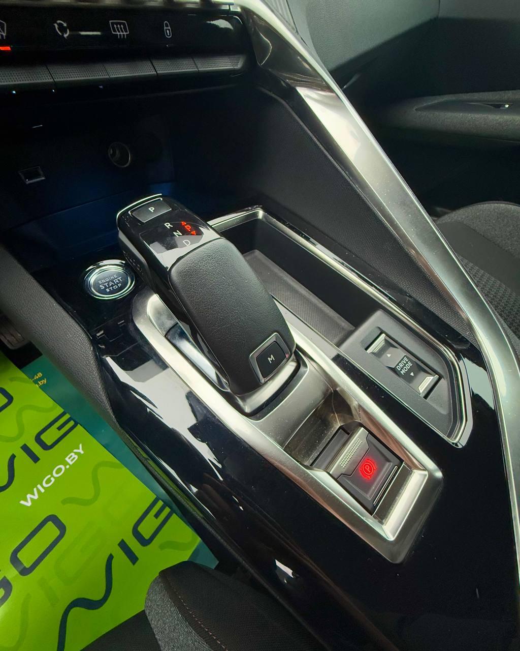 Peugeot 3008 II · Рестайлинг , 2021 г., автомат, бензин - фото 16