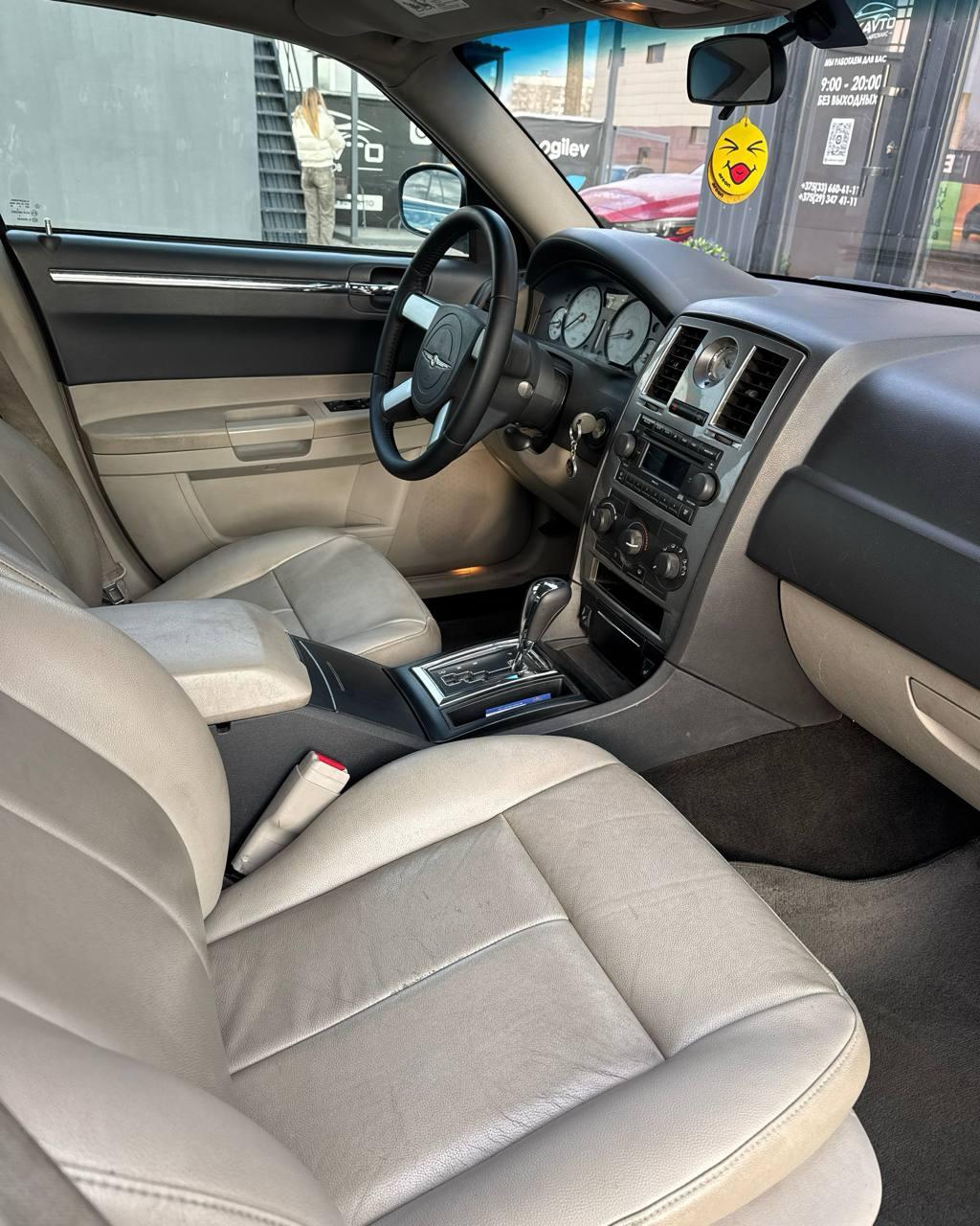 Chrysler 300C I , 2006 г., автомат, бензин - фото 10