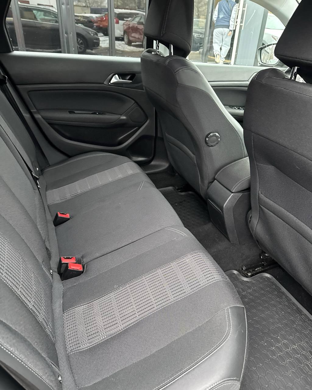 Peugeot 308 T9 · Рестайлинг , 2019 г., автомат, дизель - фото 12