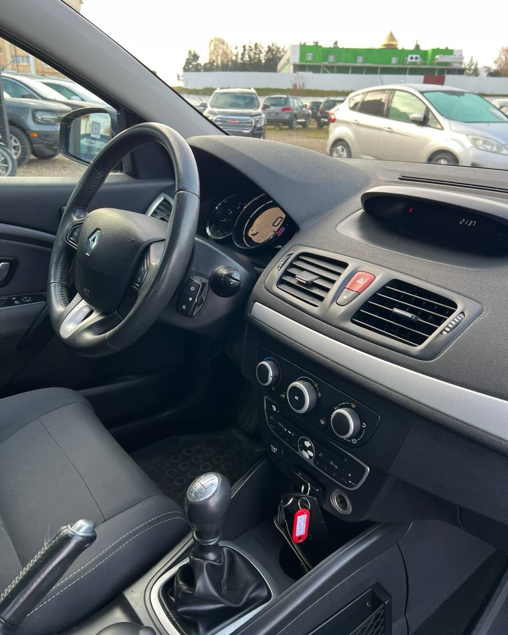 Renault Megane III , 2009 г., механика, дизель - фото 11