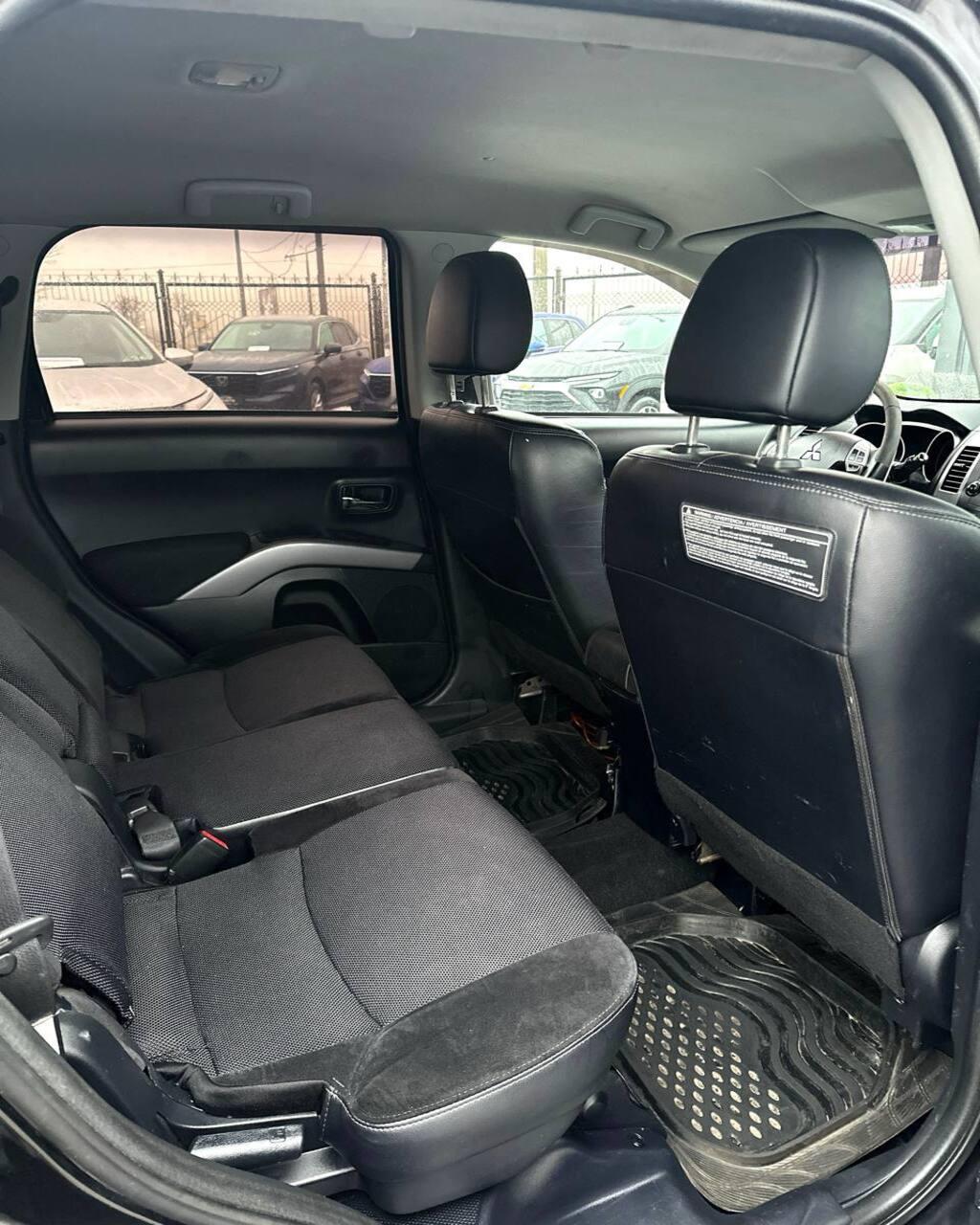 Mitsubishi Outlander XL · Рестайлинг , 2012 г., вариатор, бензин - фото 13