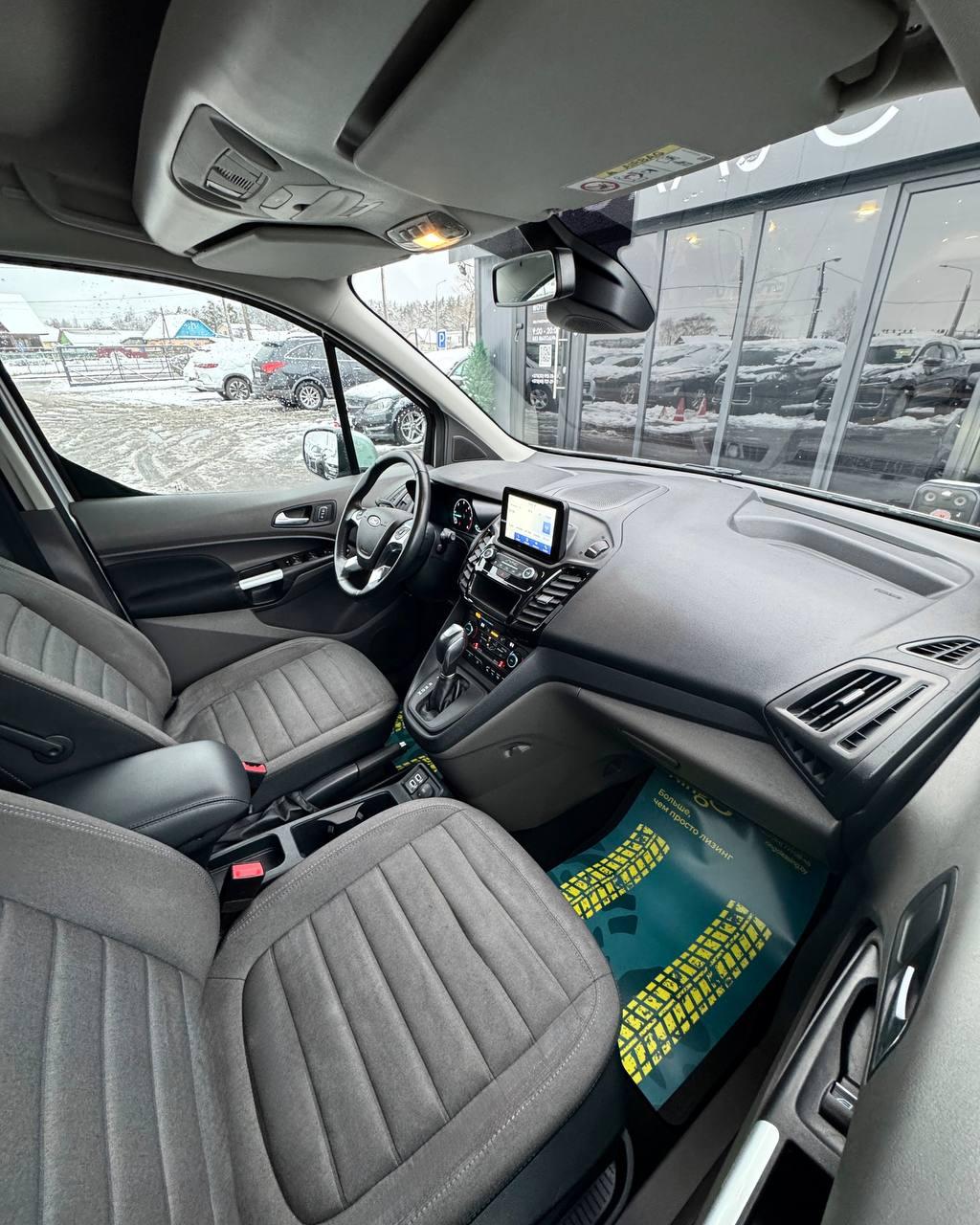 Ford Tourneo Connect II · Рестайлинг , 2022 г., автомат, дизель - фото 13