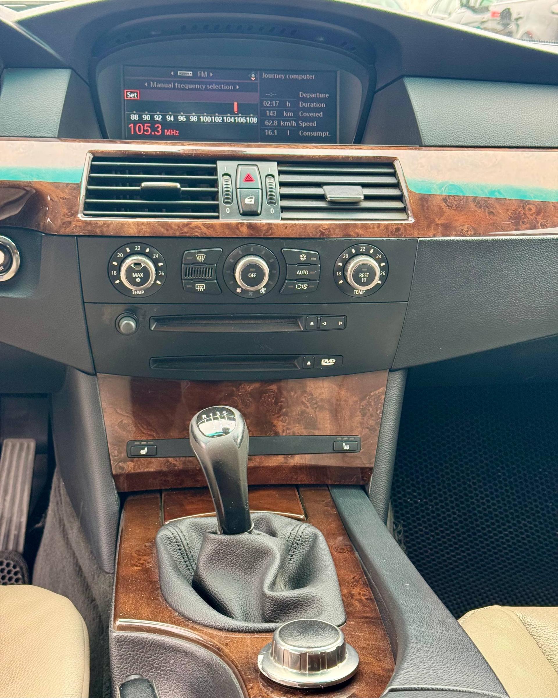 BMW 5 серия E60 E61 , 2007 г., механика, бензин  - фото 12