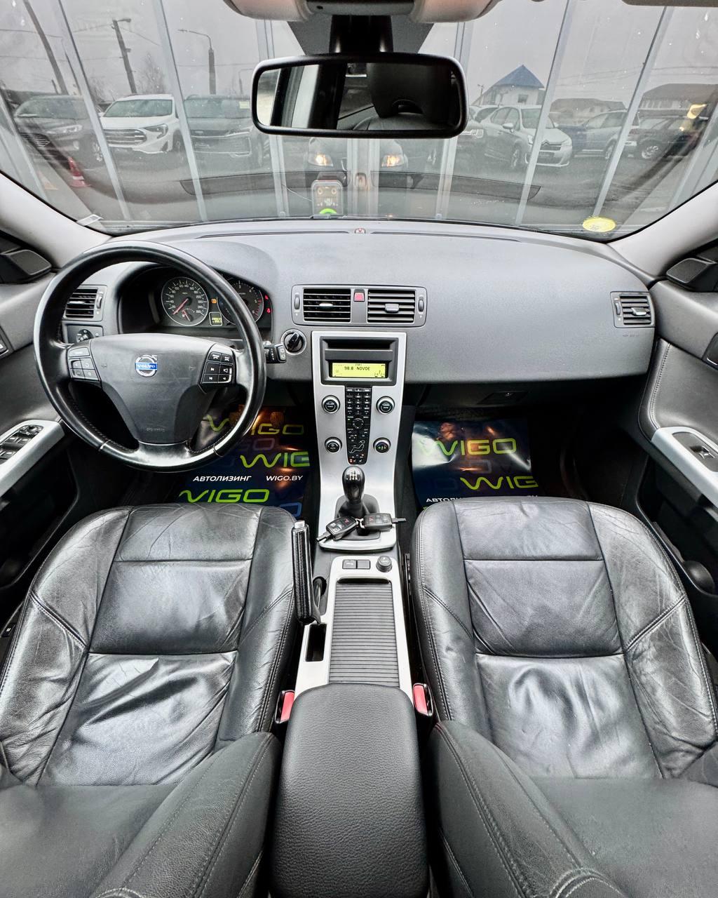Volvo V50 I · 2-й рестайлинг , 2011 г., механика, дизель - фото 9