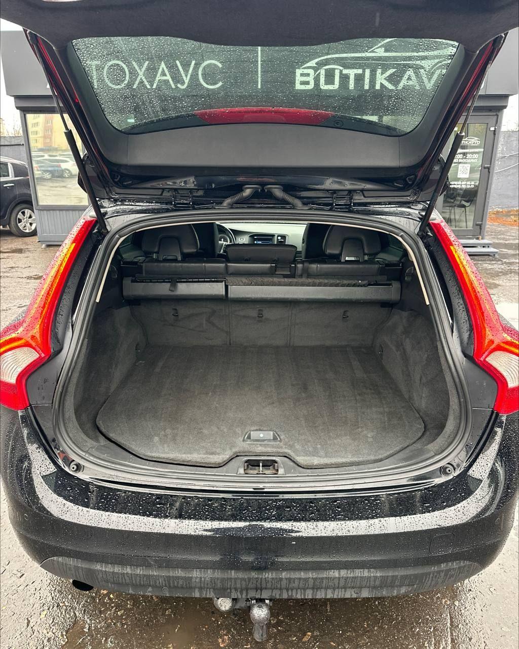 Volvo V60 I , 2011 г., механика, дизель - фото 10