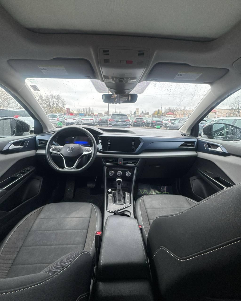 Volkswagen Taos I , 2023 г., автомат, бензин - фото 9