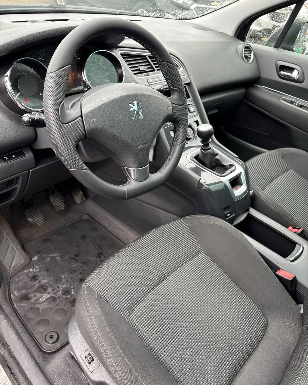 Peugeot 5008 I , 2010 г., механика, дизель  - фото 10