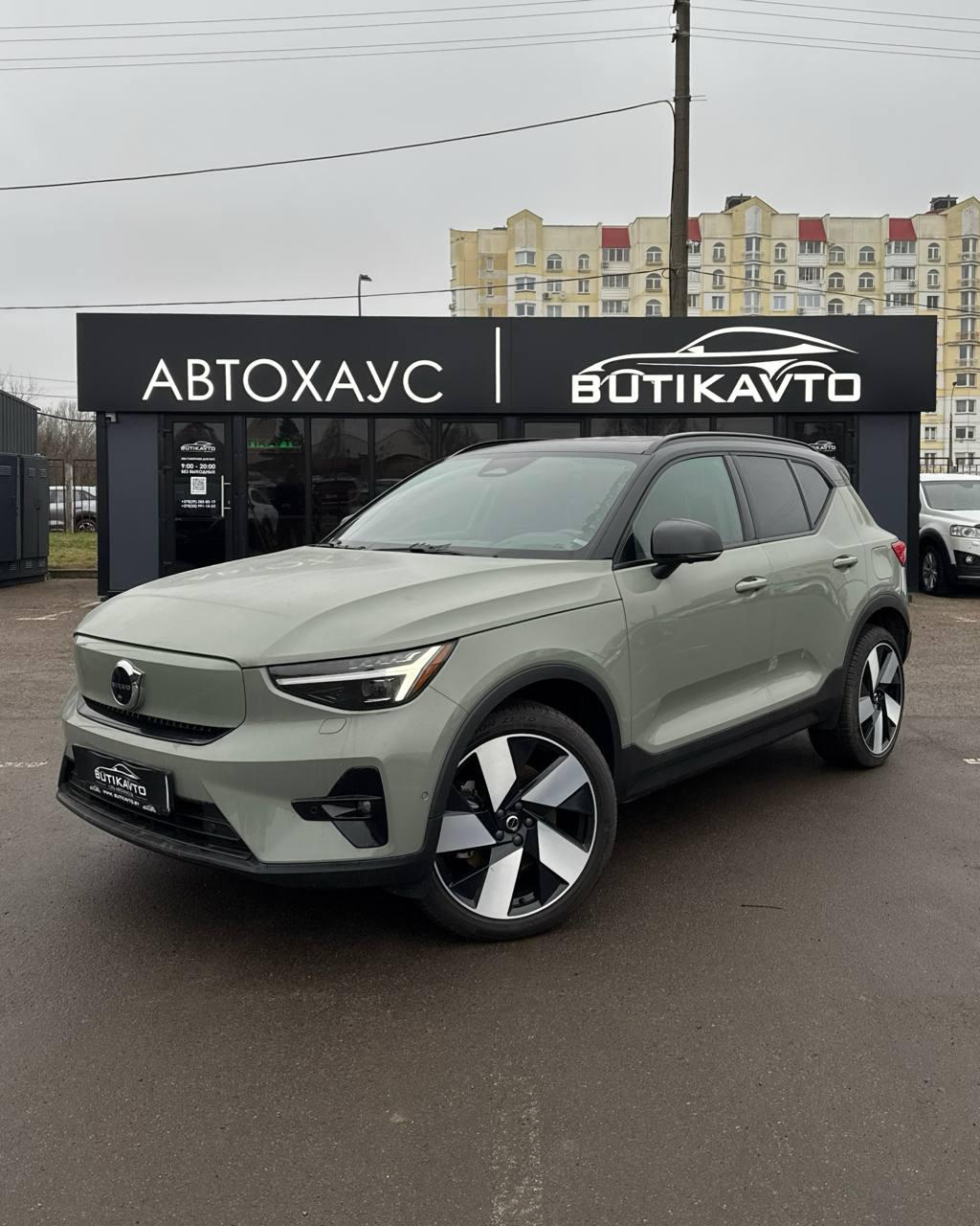 Volvo XC40 I · Рестайлинг , 2023 г., автомат, электро - фото 3