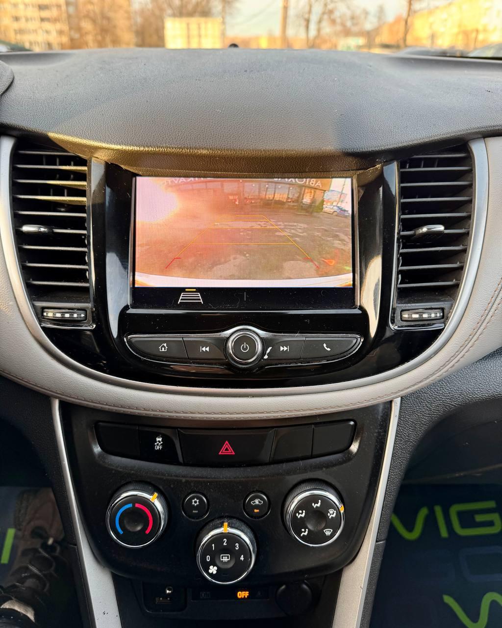 Chevrolet Trax I · Рестайлинг , 2020 г., автомат, бензин - фото 16