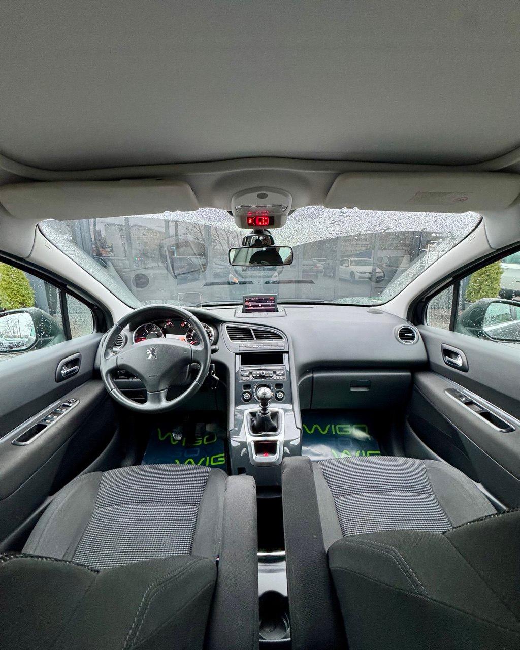 Peugeot 5008 I , 2011 г., механика, дизель - фото 9