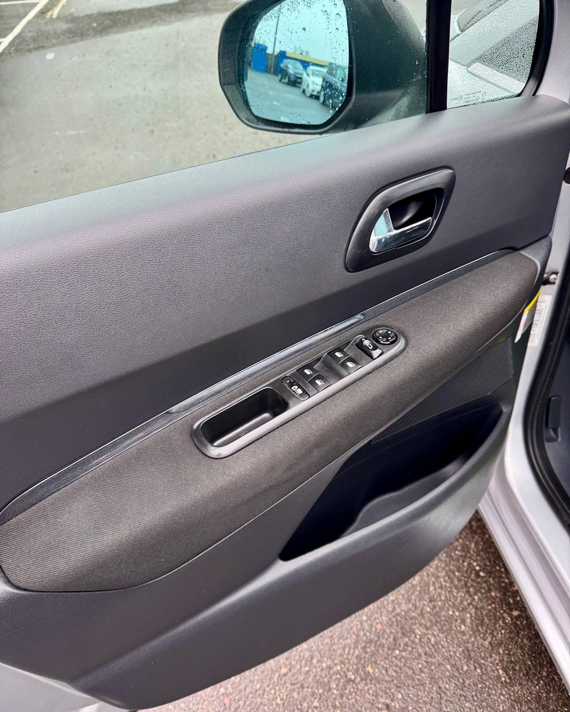 Peugeot 5008 I , 2010 г., механика, дизель - фото 9