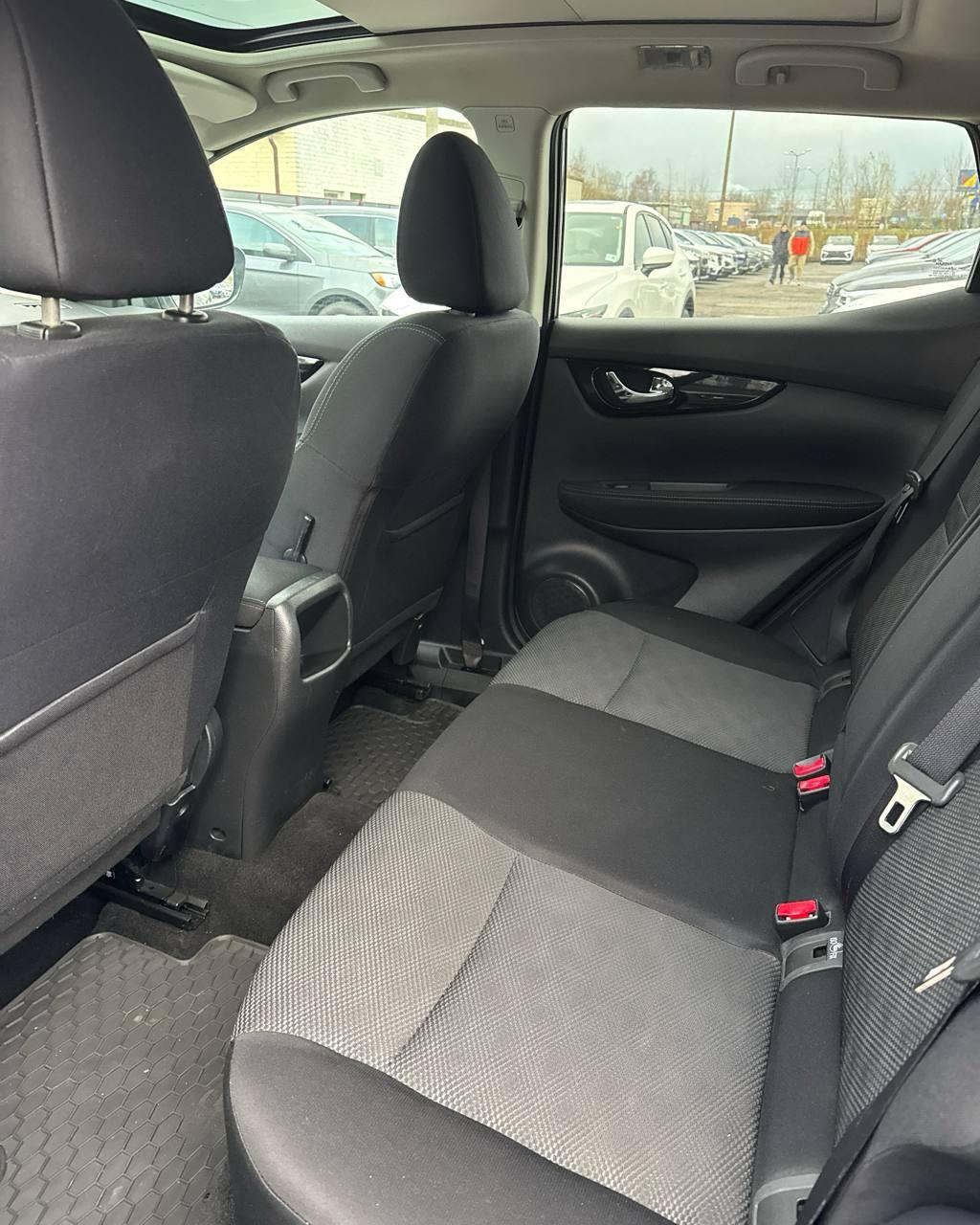 Nissan Qashqai II , 2017 г., механика, бензин - фото 9