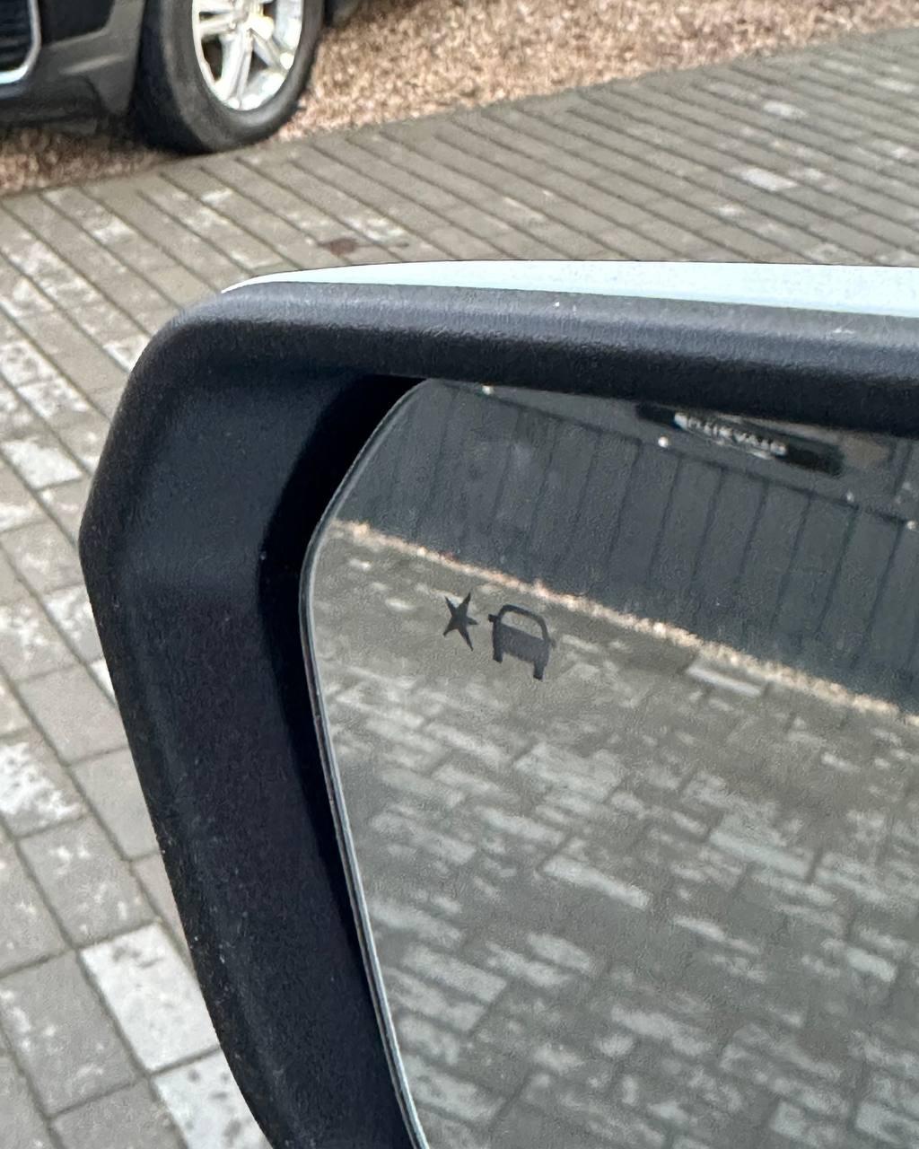 Chevrolet Equinox III · Рестайлинг , 2021 г., автомат, бензин - фото 11