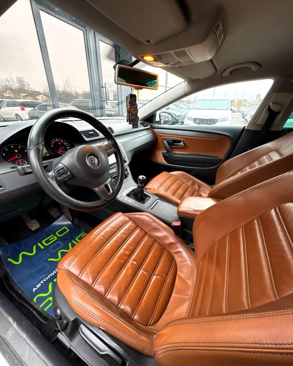 Volkswagen Passat CC I , 2010 г., механика, бензин - фото 8